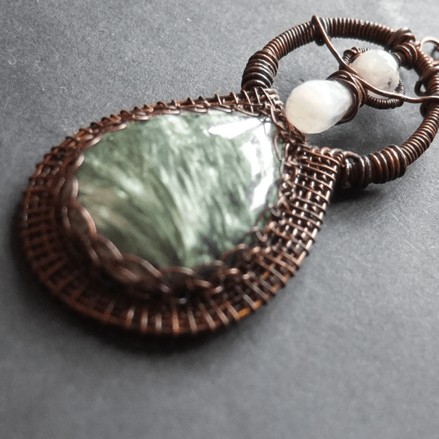 Seraphinite, Quartz and Rainbow Moonstone Pendant